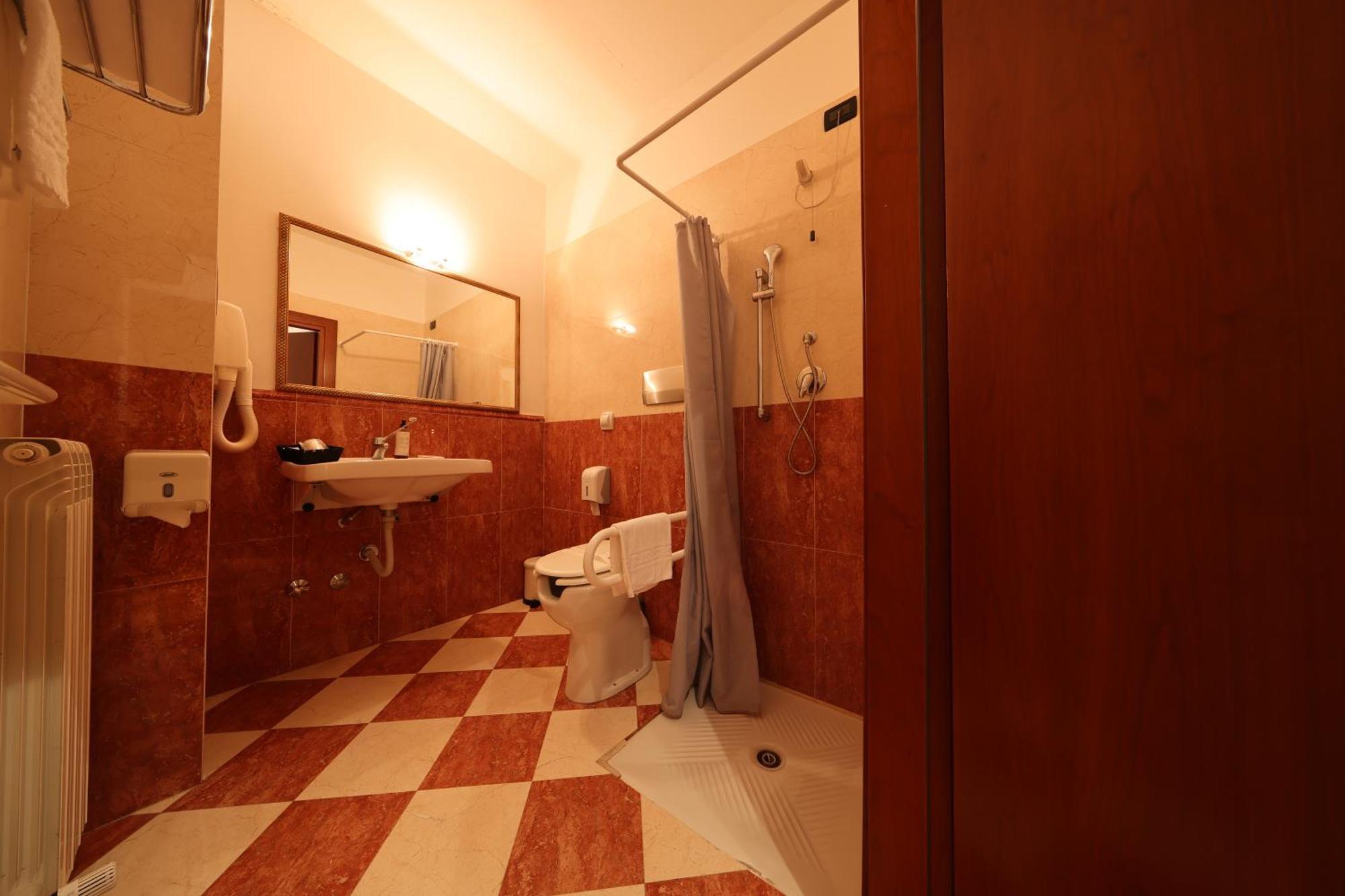Hotel Palazzo Bello - Nuova Gestione Recanati Ngoại thất bức ảnh